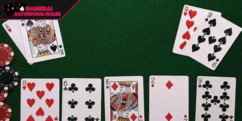 Biến thể Community Card xì tố là gì