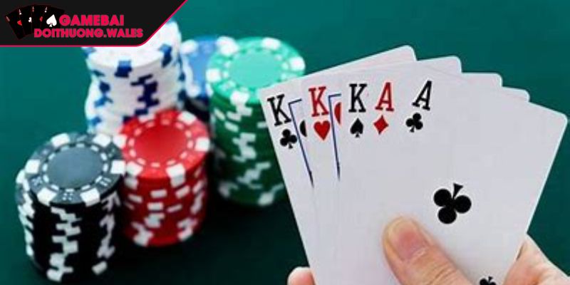 Biến thể xì tố Draw Poker là gì
